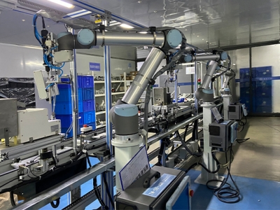 組裝車間(jiān)機械人