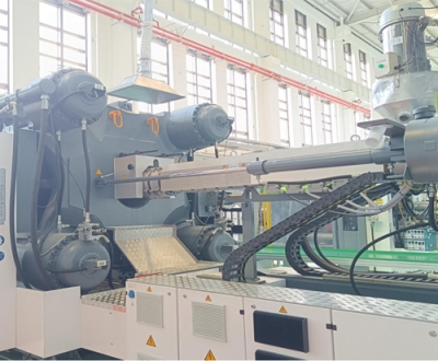 赢泰T-WIN17500注塑機